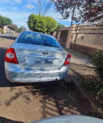 FORD FOCUS 2.0 GLX SEDAN 16V FLEX 4P AUTOMÁTICO